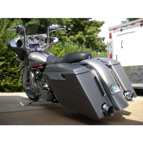 stretched bolsas and fender for road king