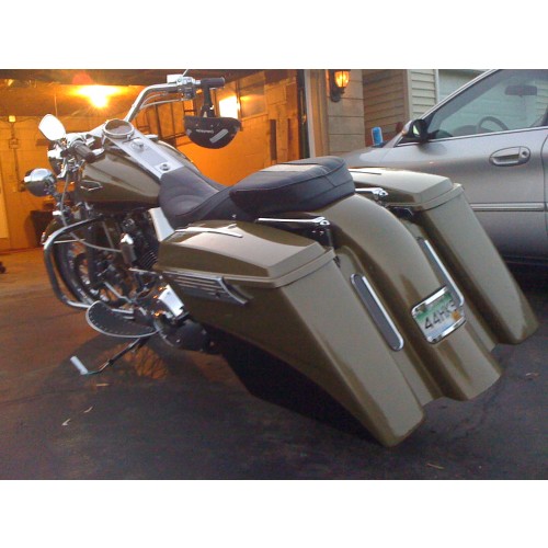 stretched bolsas and fender for road king