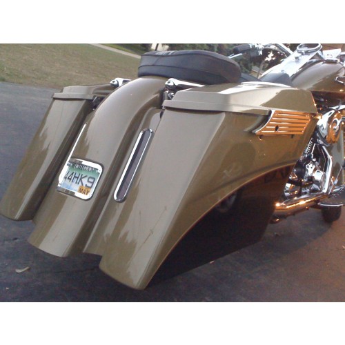 stretched bolsas and fender for road king